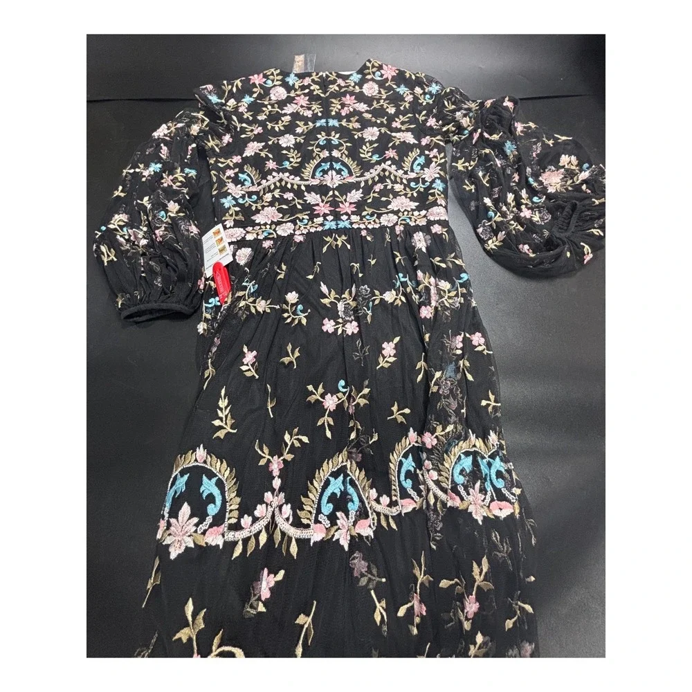 Mac‎ Duggal 35111 Black Floral Embroidered Mesh Maxi Gown Dress Size 8 NEW